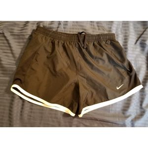 Nike Shorts (Girls)